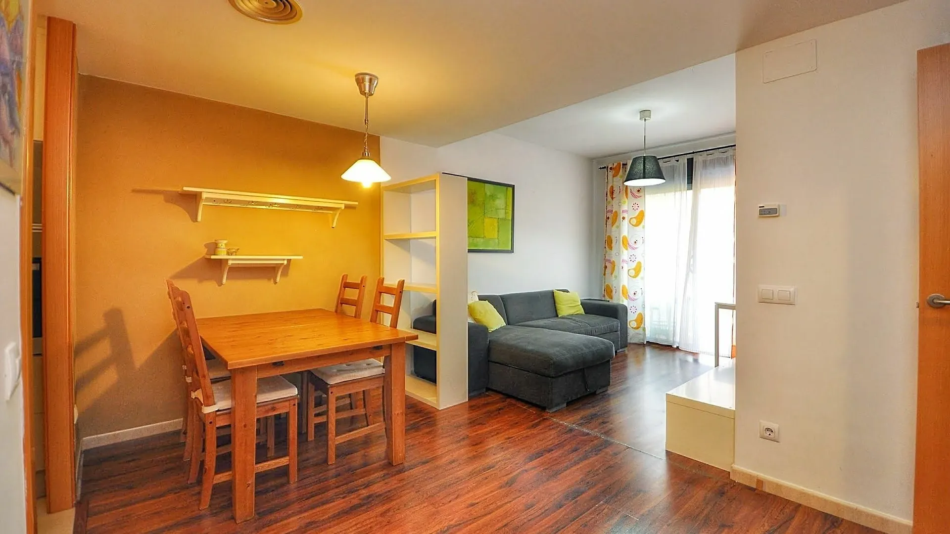 Apartment Esmeralda Lloret يوريت دي مار